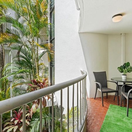 Coco Bella Dream In Surfers Paradise Gold Coast Bagian luar foto