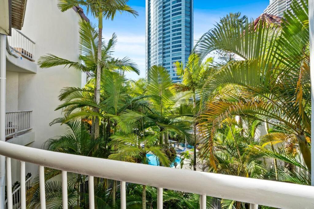 Coco Bella Dream In Surfers Paradise Gold Coast Bagian luar foto