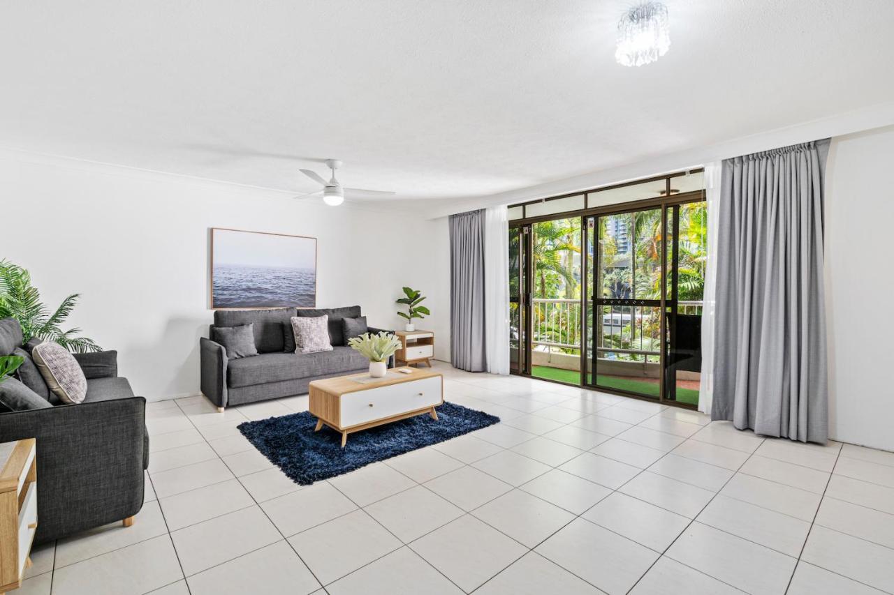 Coco Bella Dream In Surfers Paradise Gold Coast Bagian luar foto
